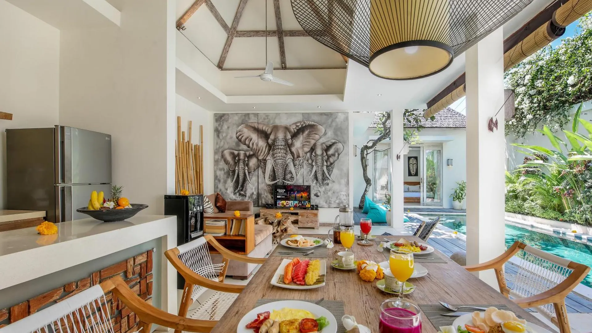 Villa Safari Seminyak  Seminyak (Bali)